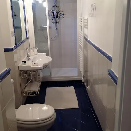 Michelangeli - Private Parking 3* 오르비에토