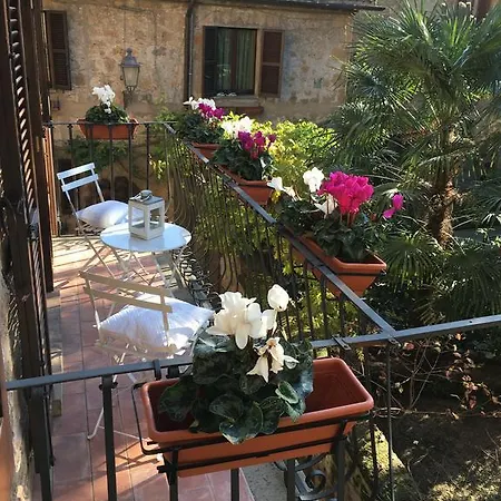 Michelangeli - Private Parking 2*