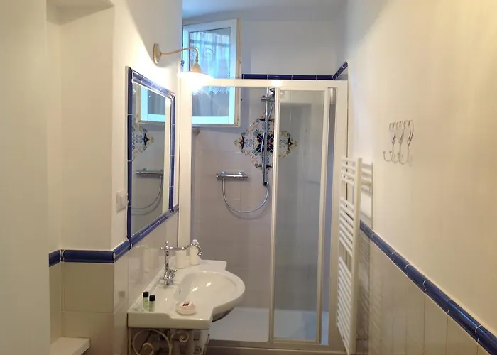 Michelangeli - Private Parking Couette-café Orvieto